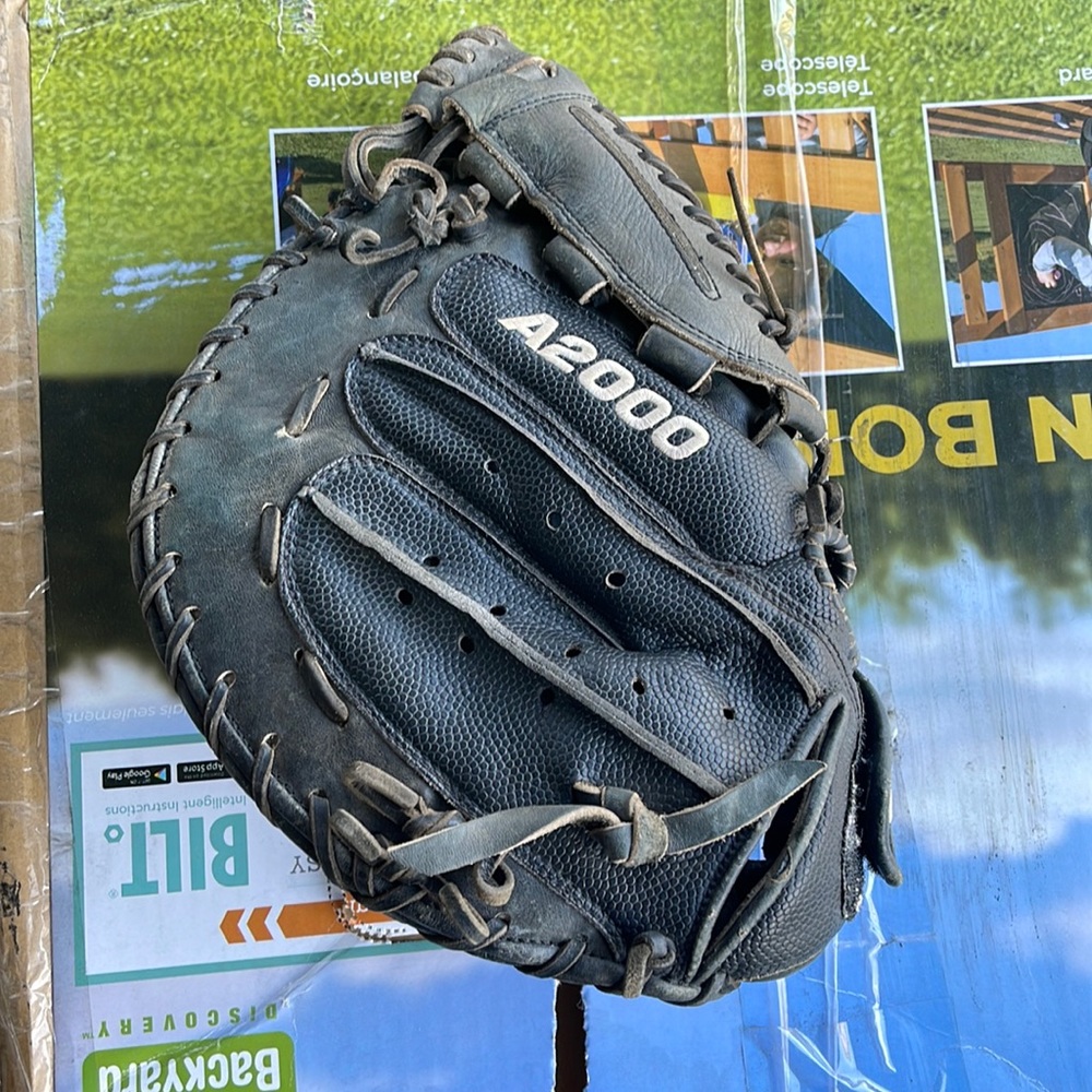 Wilson A2000 FPCM Fastpitch Softball Glove Mitt